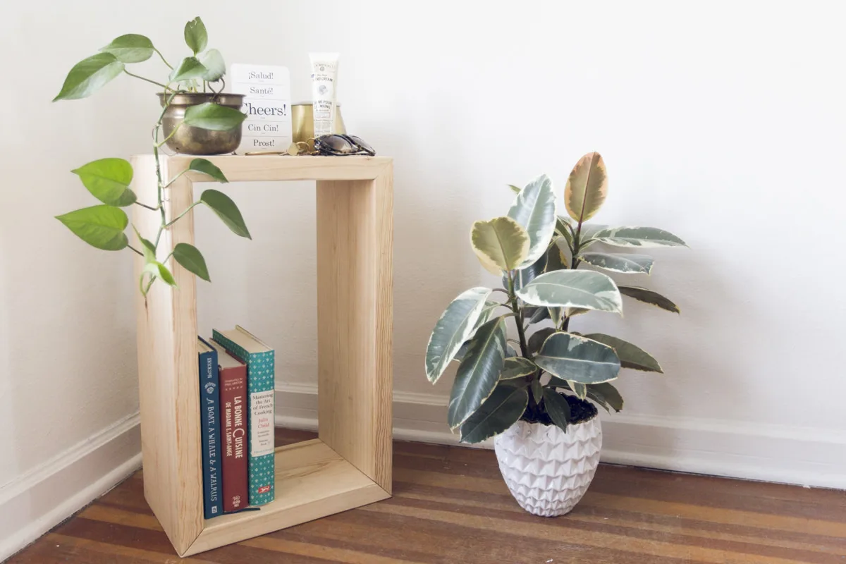 minimal wood table