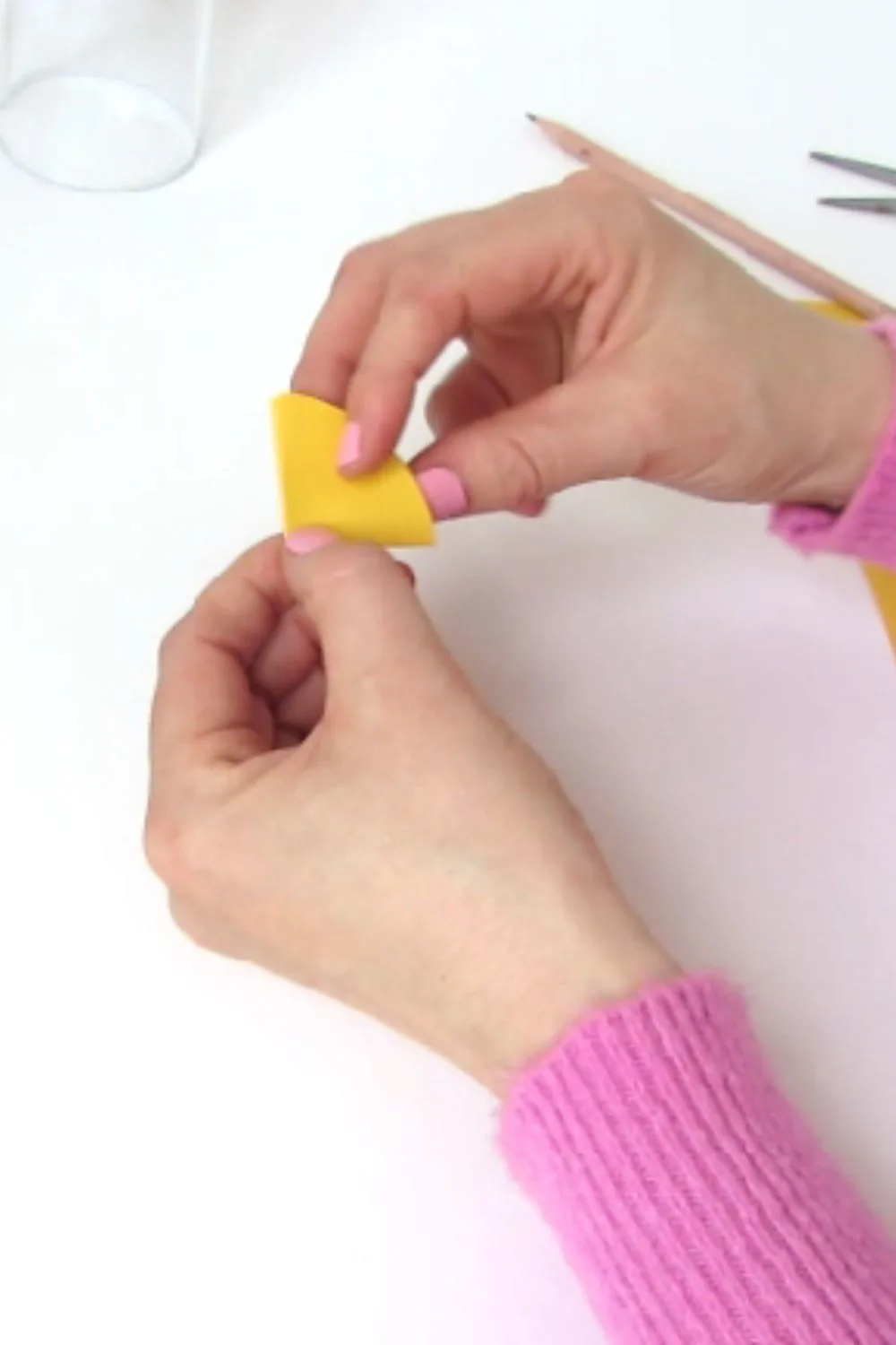 fold the shape for the diy lemon