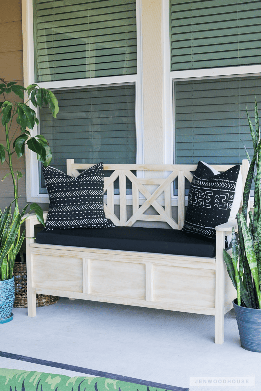 build an outdoor bench