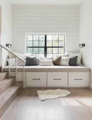 diy bench with storage