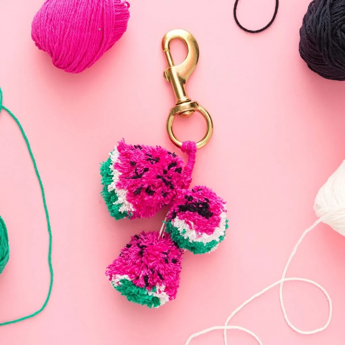 diy pom pom keychain