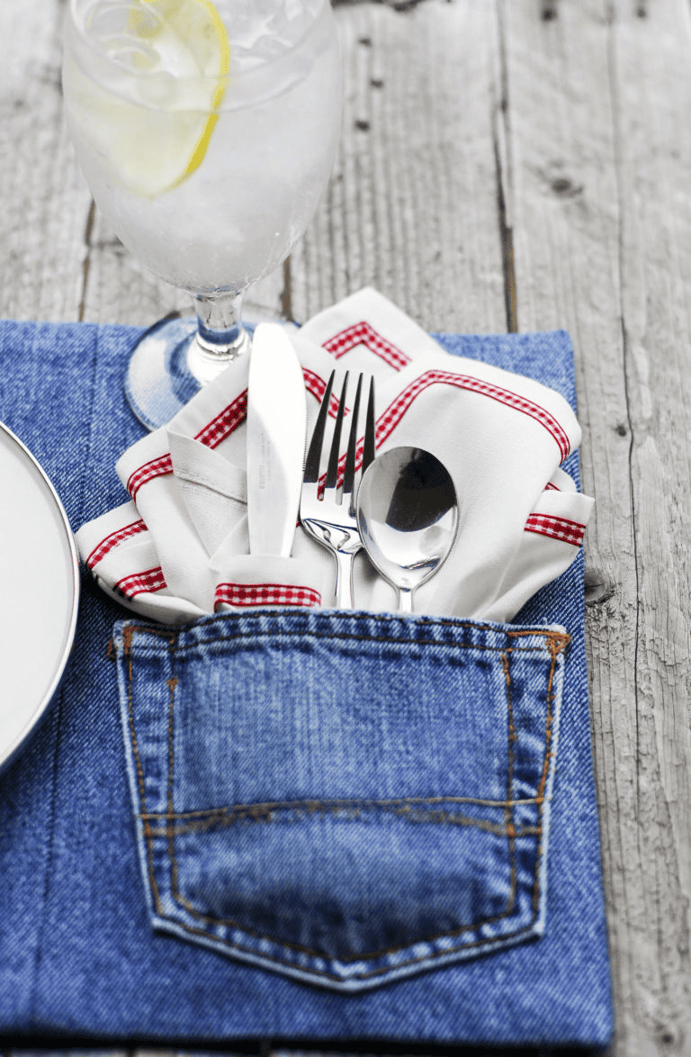 make a denim placemat