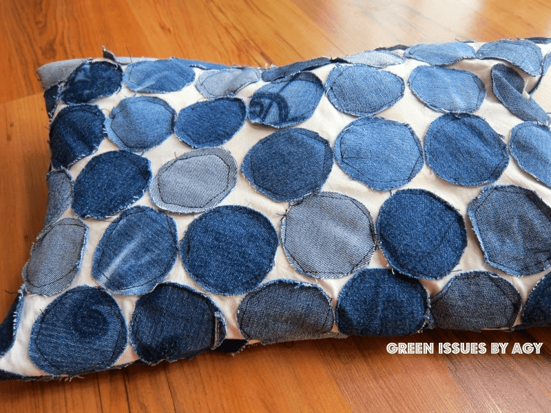 diy dot pillow