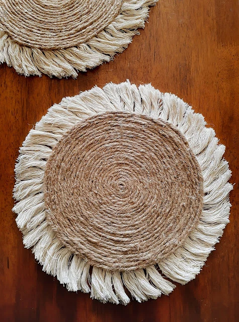 rope placemat
