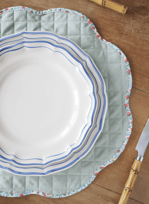 diy scallop placemat