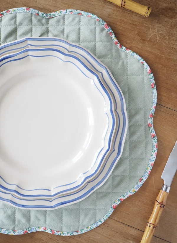 diy scallop placemat