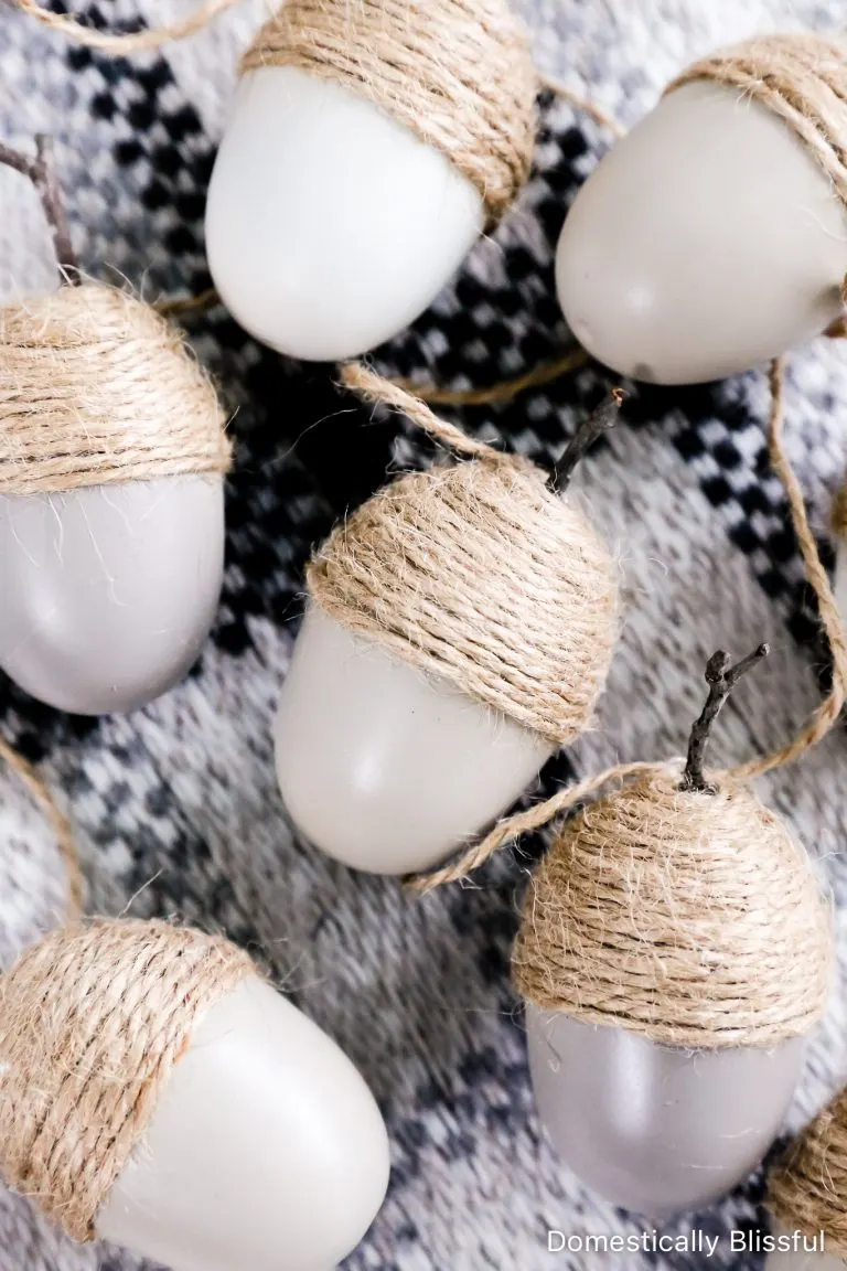 diy acorn decoration