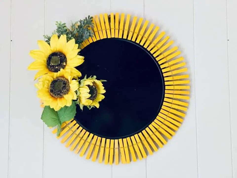 clothepin diy wreath