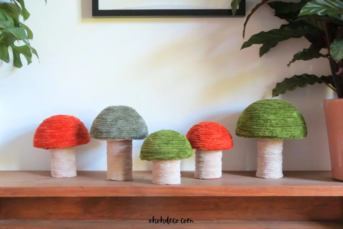 DIY Mushroom decorations 