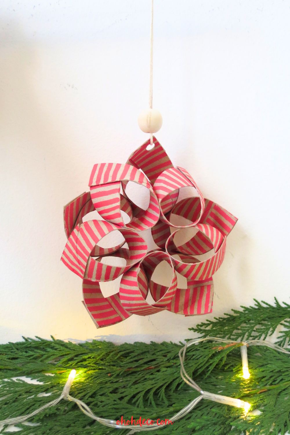 Joyas de Navidad de bricolaje con rollos de papel higiénico