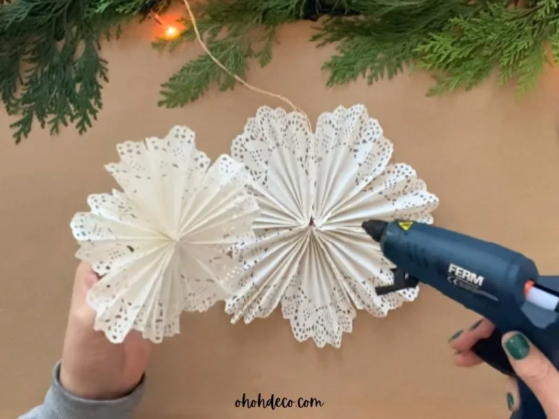 diy paper doilies snowflakes