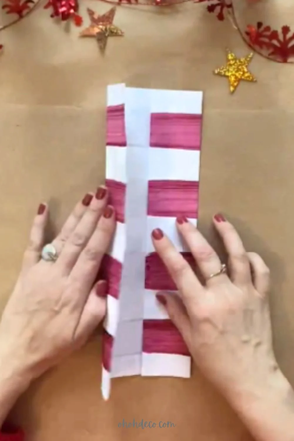 fold paper to make star