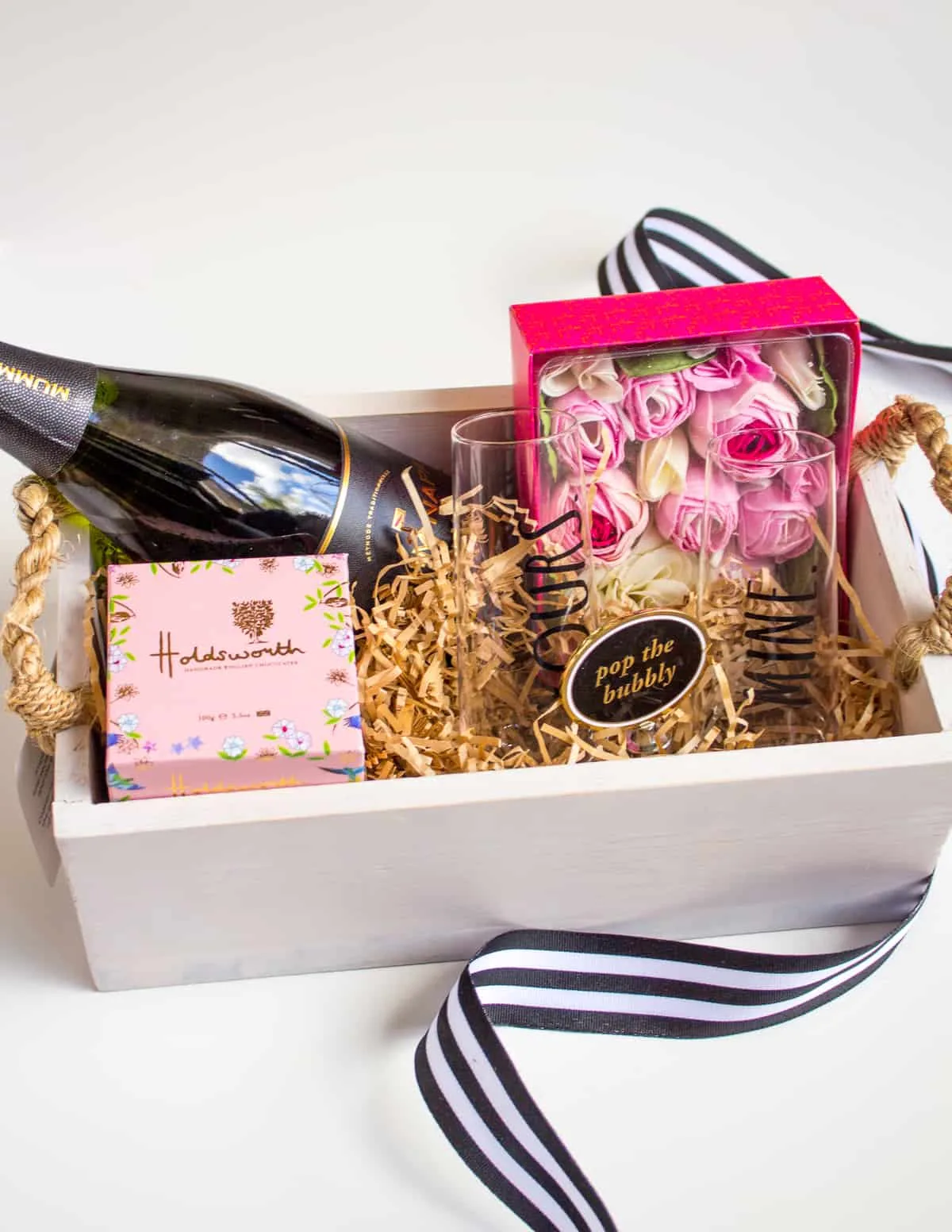 ideas for Valentine basket with wine