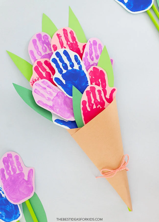 Mother&rsquo;s Day Crafts for Kindergarteners