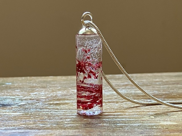 easy resin pendant