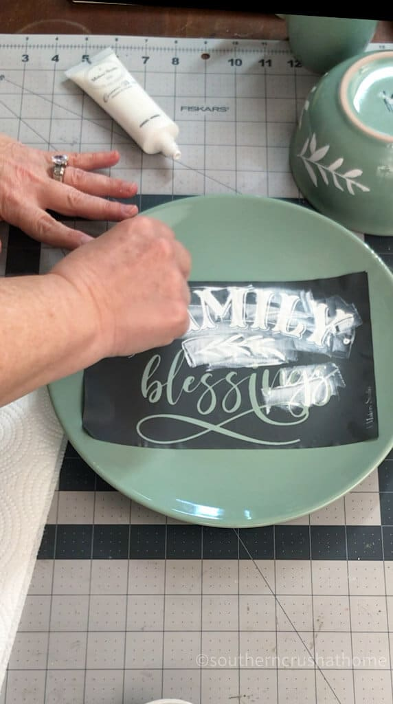 paint ceramic for Mother&rsquo;s Day crafts for adults