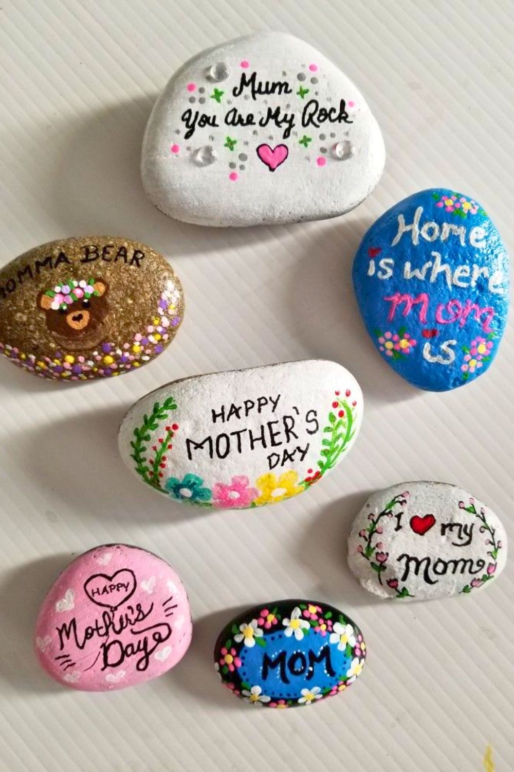diy painted pebbles