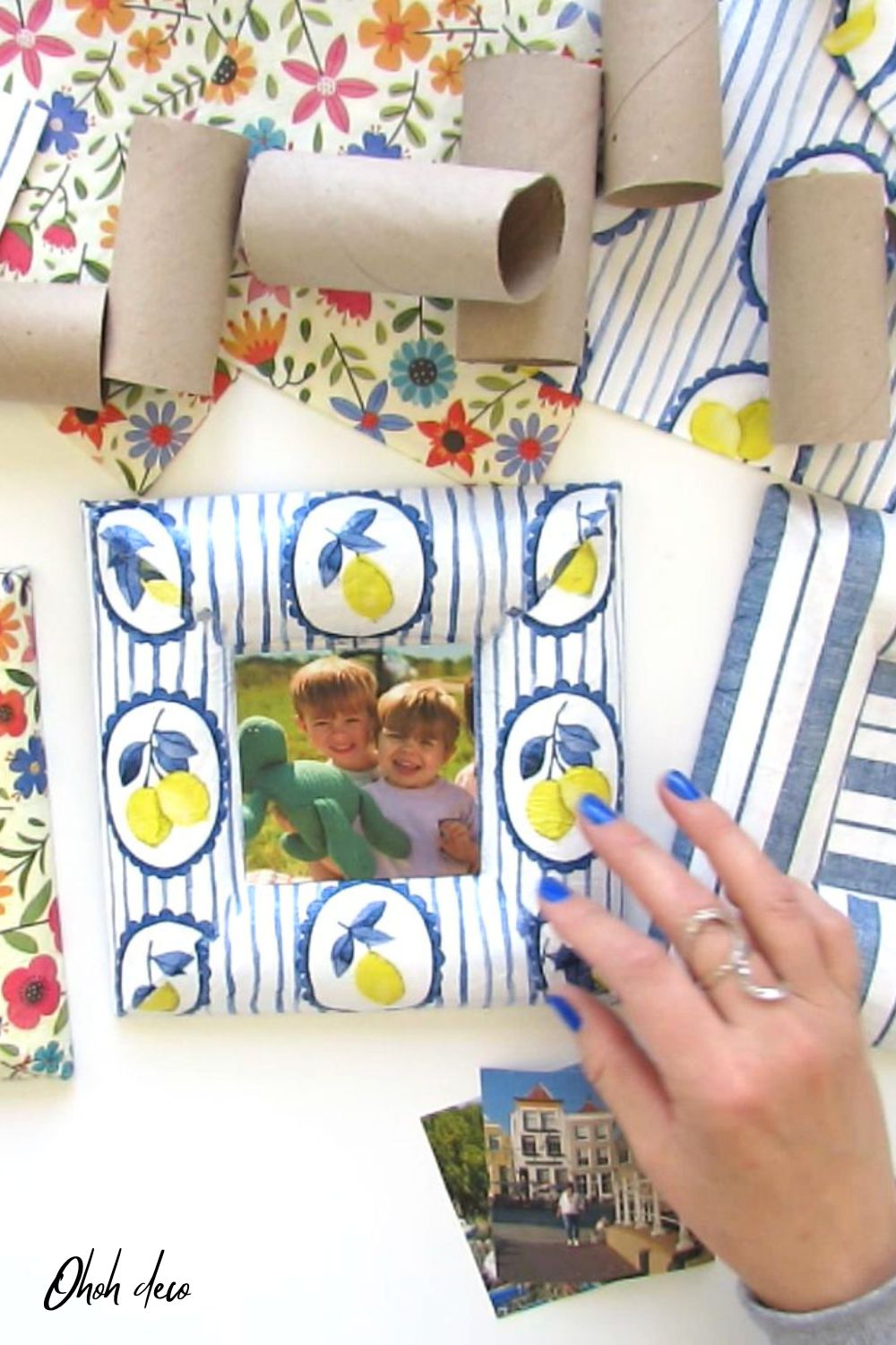 DIy Photo frame with toilet paper rolls