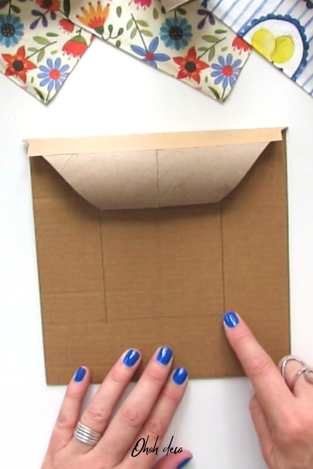photo frame with cardboard