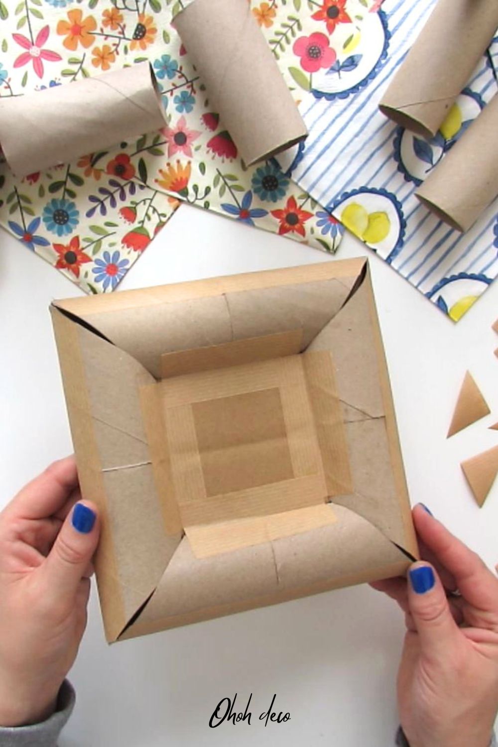 make a frame with cardboard
