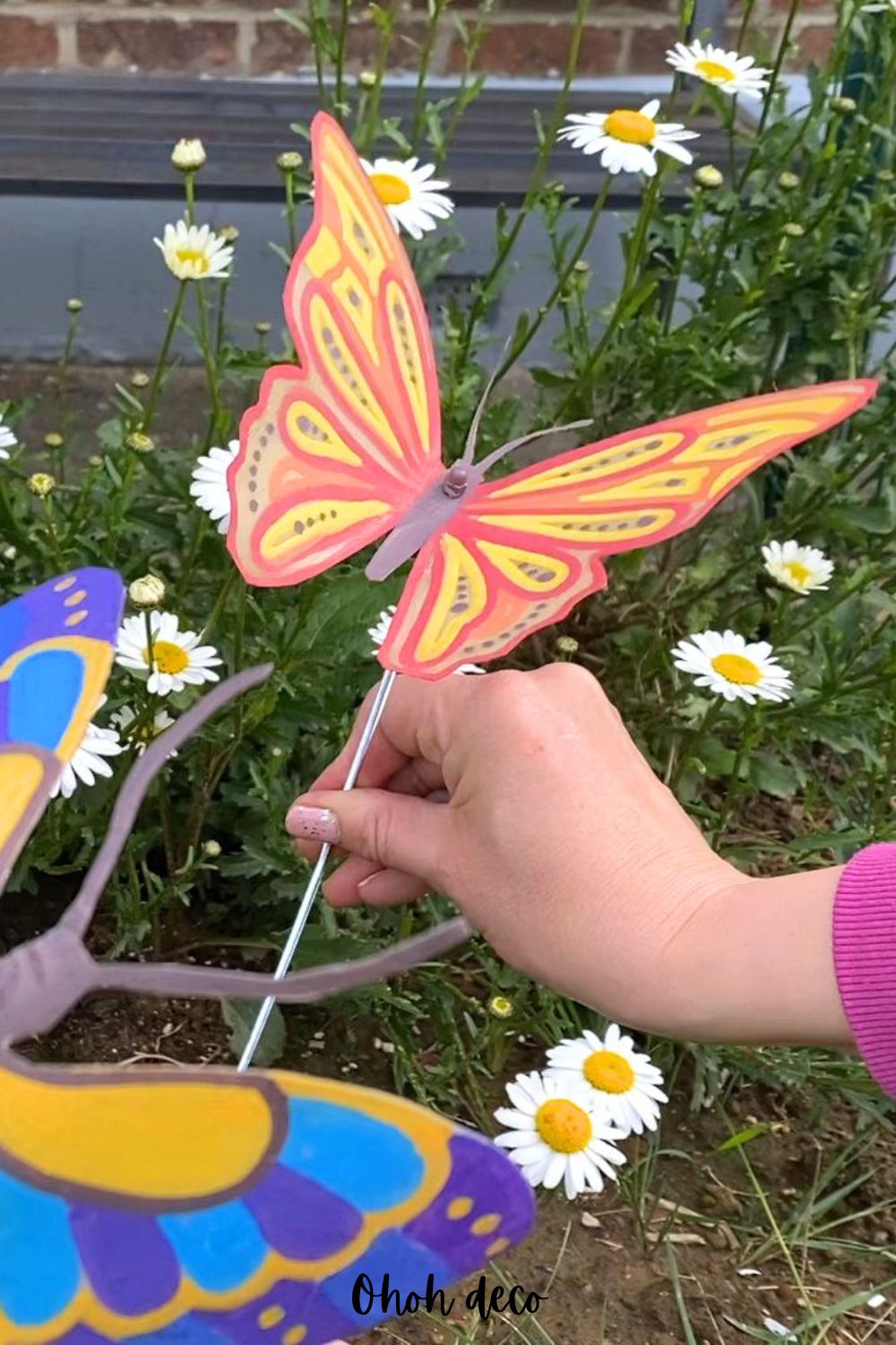 how to make decorative garden stake